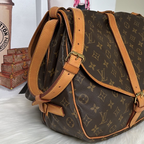 💃LOUIS VUITTON Saumur 35 Monogram Messenger Crossbody Saddle Bag - Picture 5 of 16